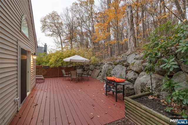 354 Skyline Lake, Ringwood, NJ 07456
