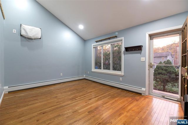 354 Skyline Lake, Ringwood, NJ 07456