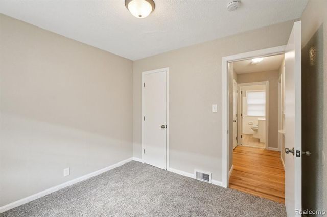 12741 Oak Park Boulevard, Oak Park, MI 48237