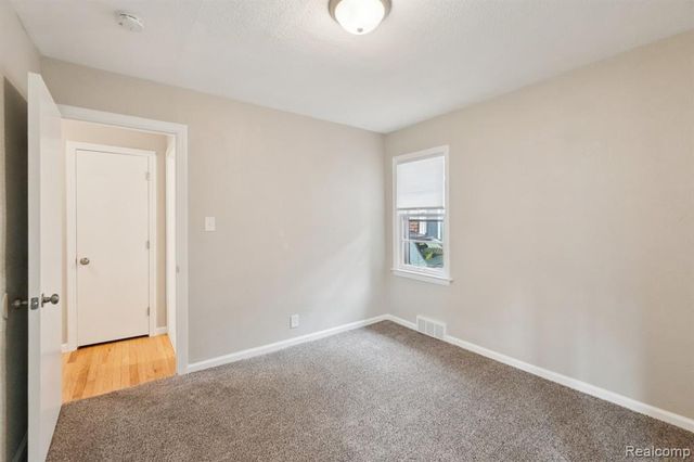 12741 Oak Park Boulevard, Oak Park, MI 48237