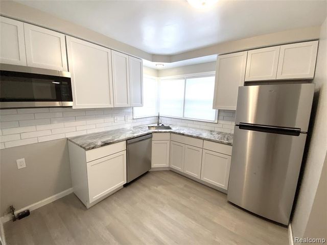 12741 Oak Park Boulevard, Oak Park, MI 48237