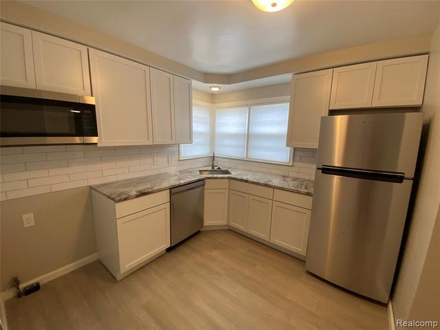 12741 Oak Park Boulevard, Oak Park, MI 48237