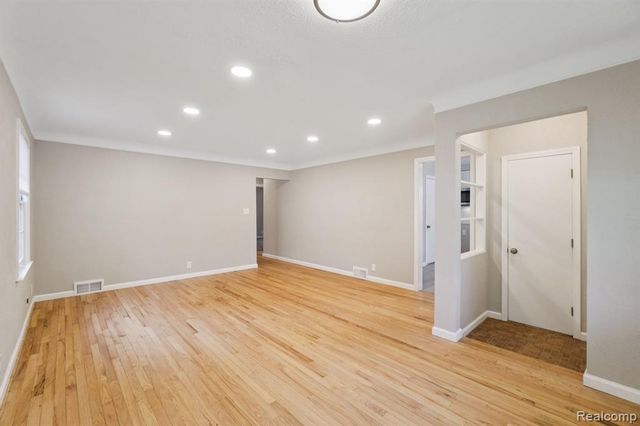 12741 Oak Park Boulevard, Oak Park, MI 48237