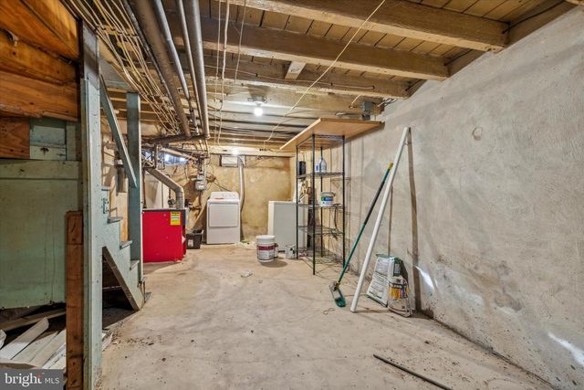 1225 N HOWARD ST, Philadelphia, PA 19122