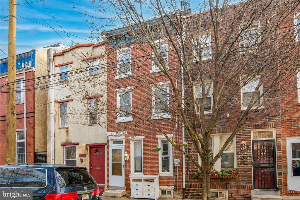 1225 N HOWARD ST, Philadelphia, PA 19122