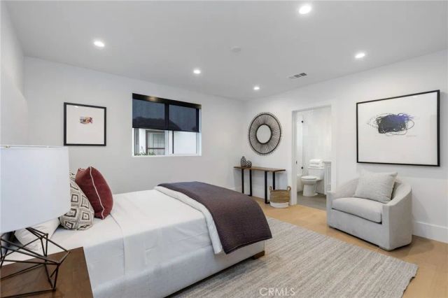 5537 Sunnyslope Avenue, Sherman Oaks, CA 91401