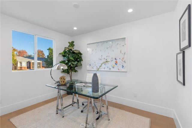 5537 Sunnyslope Avenue, Sherman Oaks, CA 91401