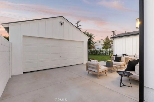 5537 Sunnyslope Avenue, Sherman Oaks, CA 91401