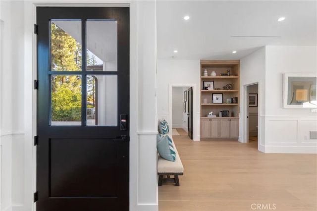 5537 Sunnyslope Avenue, Sherman Oaks, CA 91401