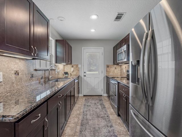 25603 Beaver Run Drive, Huffman, TX 77336
