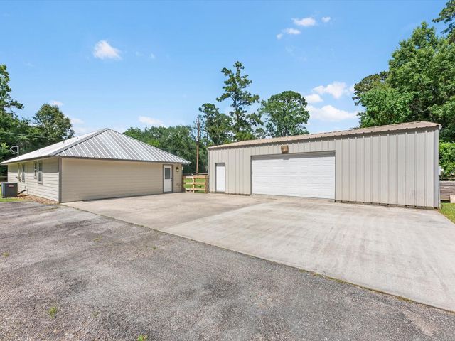 25603 Beaver Run Drive, Huffman, TX 77336