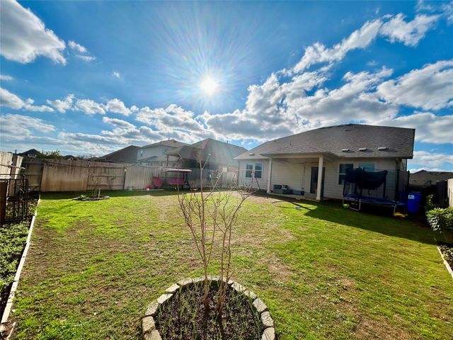 115 Forsythia TRL, Bastrop, TX 78602