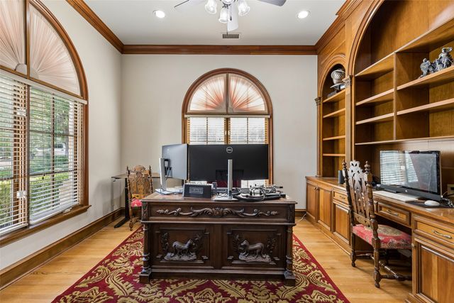 2404 Hollow Hill Lane, Lewisville, TX 75056