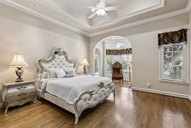 2404 Hollow Hill Lane, Lewisville, TX 75056