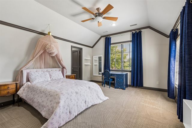 2404 Hollow Hill Lane, Lewisville, TX 75056