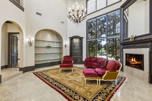 2404 Hollow Hill Lane, Lewisville, TX 75056