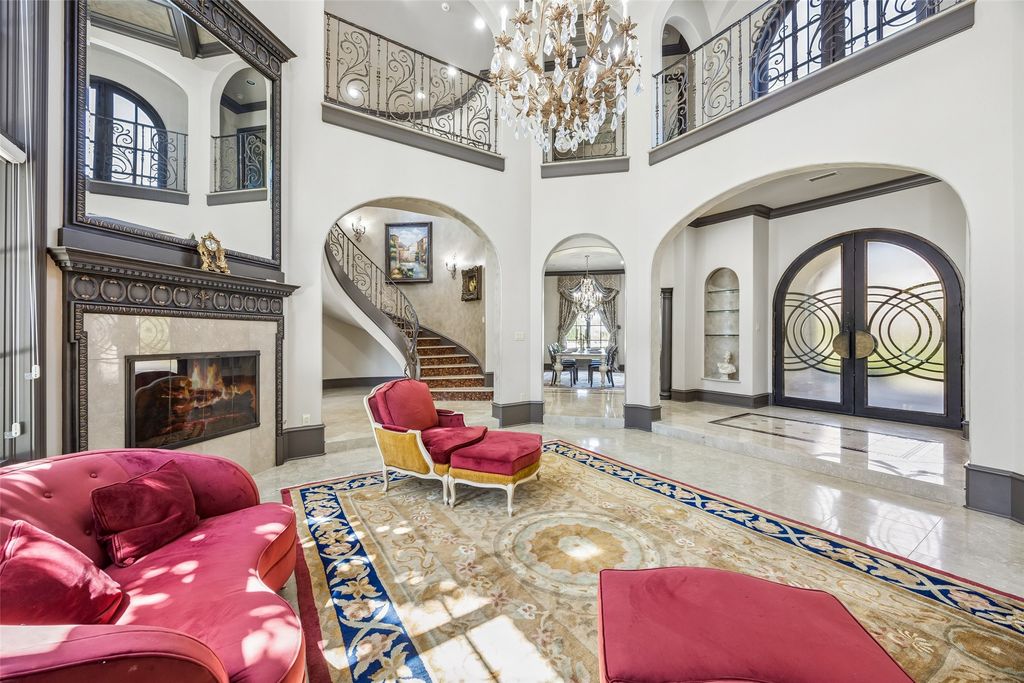 2404 Hollow Hill Lane, Lewisville, TX 75056