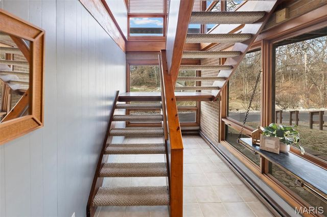 270 Shady Lane, East Alton, IL 62024