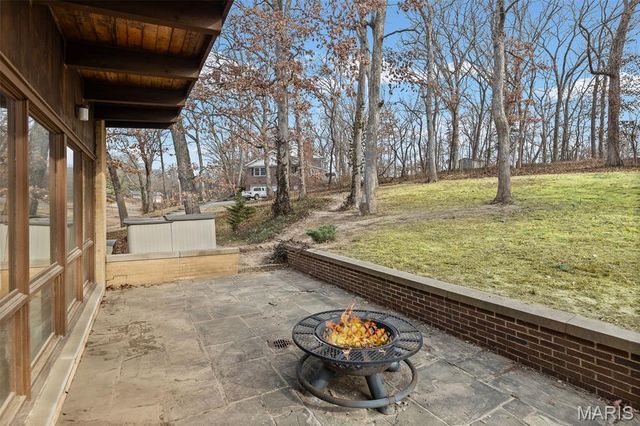 270 Shady Lane, East Alton, IL 62024