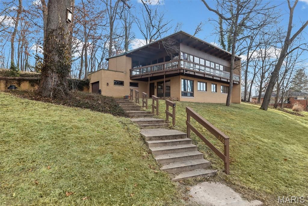 270 Shady Lane, East Alton, IL 62024