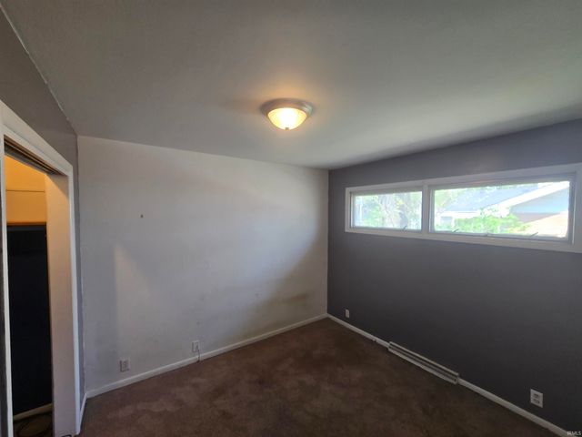 4111 N Glenwood Drive, Muncie, IN 47303