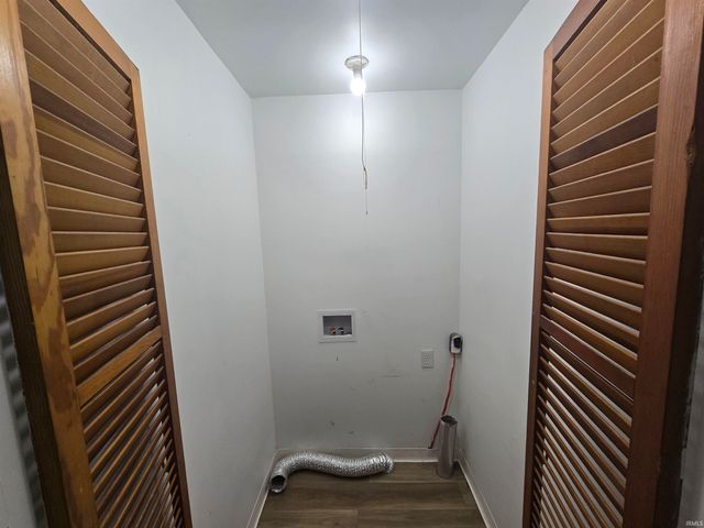 4111 N Glenwood Drive, Muncie, IN 47303