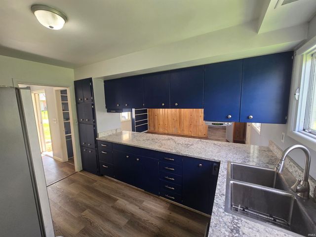 4111 N Glenwood Drive, Muncie, IN 47303