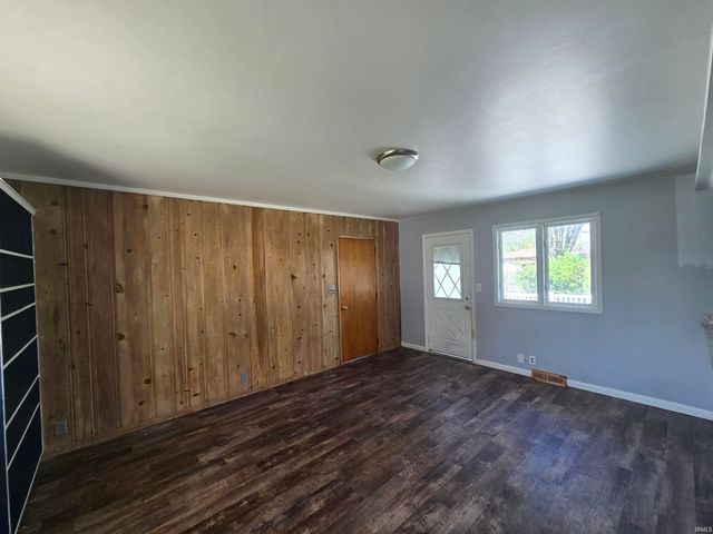 4111 N Glenwood Drive, Muncie, IN 47303