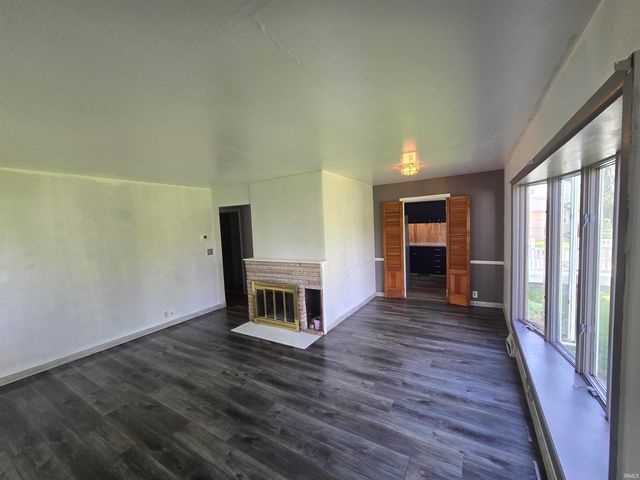 4111 N Glenwood Drive, Muncie, IN 47303