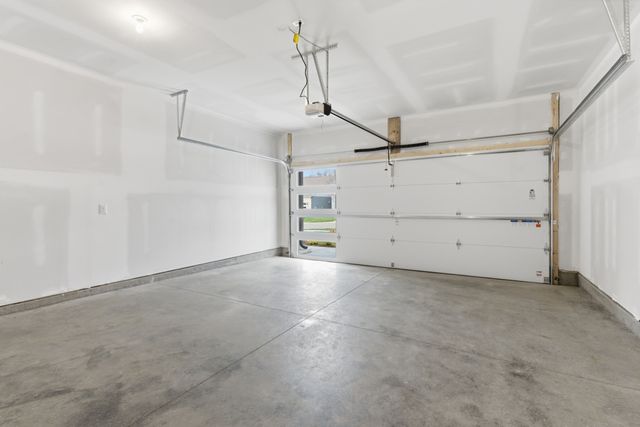 933 Brooklyn Crossing Road, Gallatin, TN 37066