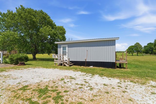 404 Logan Chapel Rd, Hillsboro, TN 37342