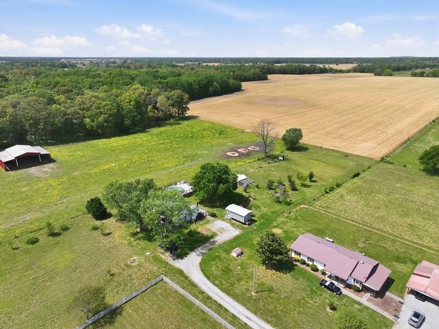 404 Logan Chapel Rd, Hillsboro, TN 37342