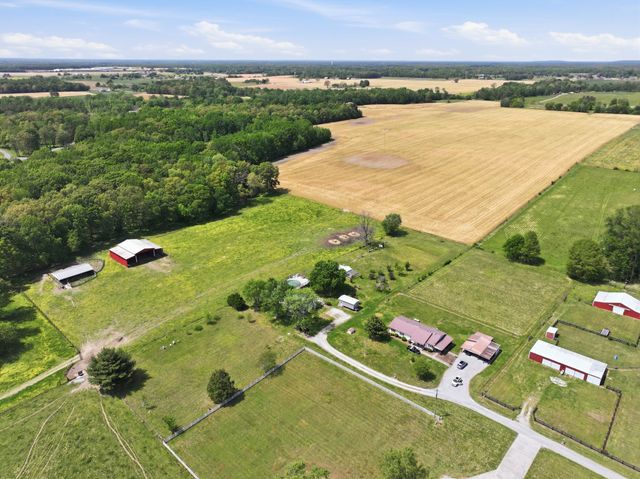 404 Logan Chapel Rd, Hillsboro, TN 37342