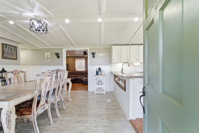404 Logan Chapel Rd, Hillsboro, TN 37342