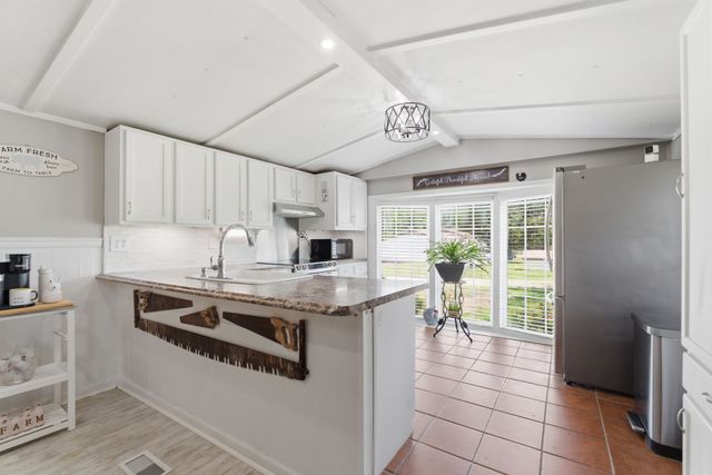 404 Logan Chapel Rd, Hillsboro, TN 37342