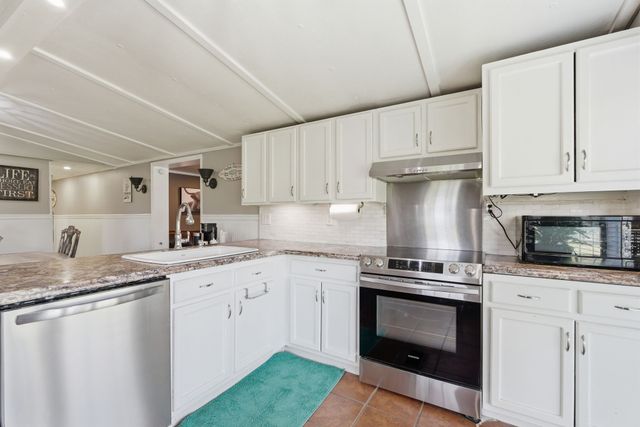 404 Logan Chapel Rd, Hillsboro, TN 37342