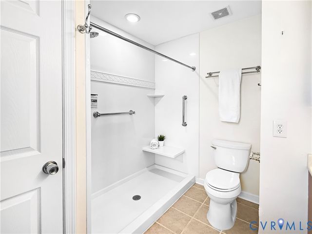 5513 Qualla Rd, Chesterfield, VA 23832