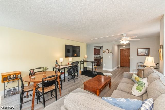 300 Main St 301, Little Falls Twp., NJ 07424