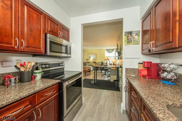300 Main St 301, Little Falls Twp., NJ 07424