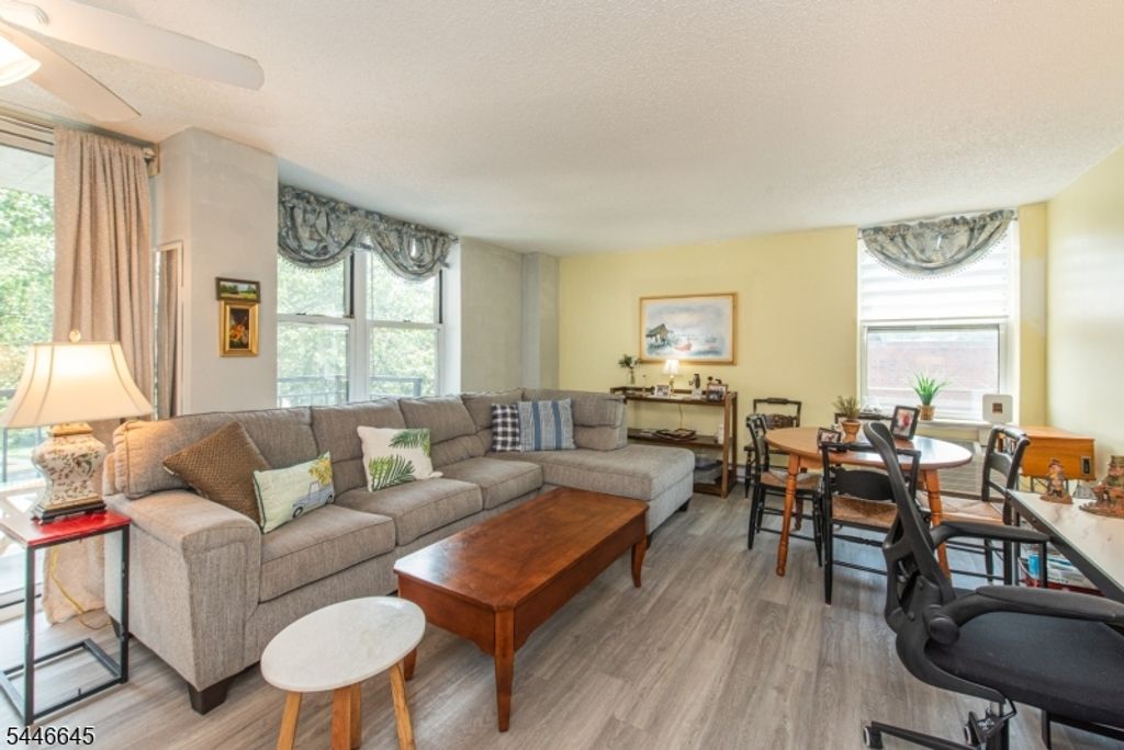 300 Main St 301, Little Falls Twp., NJ 07424 — photo 4