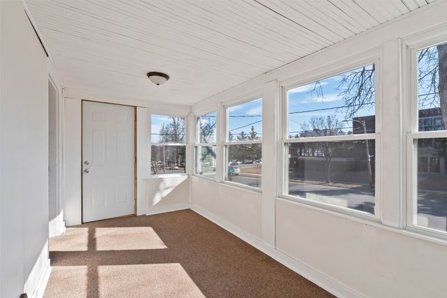 3001 Center Street, Des Moines, IA 50312