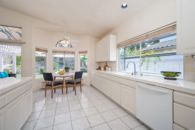 354 Benevente Drive, Oceanside, CA 92057