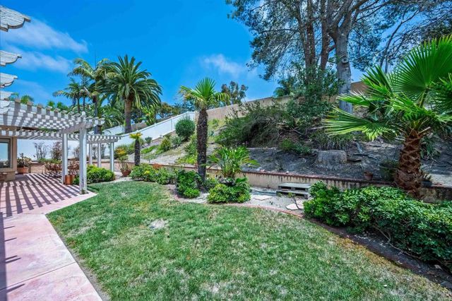 354 Benevente Drive, Oceanside, CA 92057
