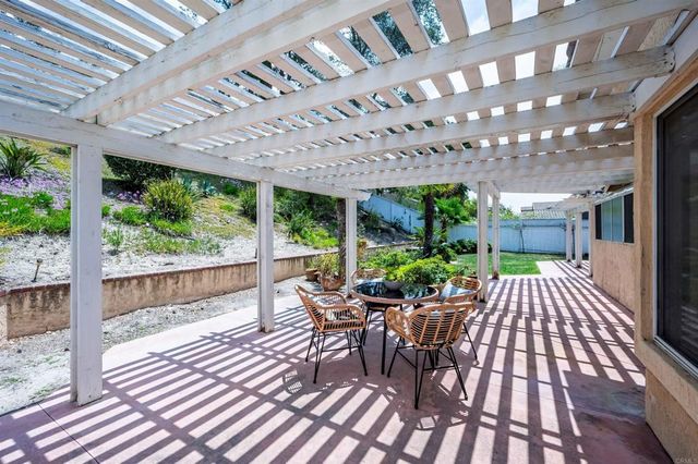 354 Benevente Drive, Oceanside, CA 92057