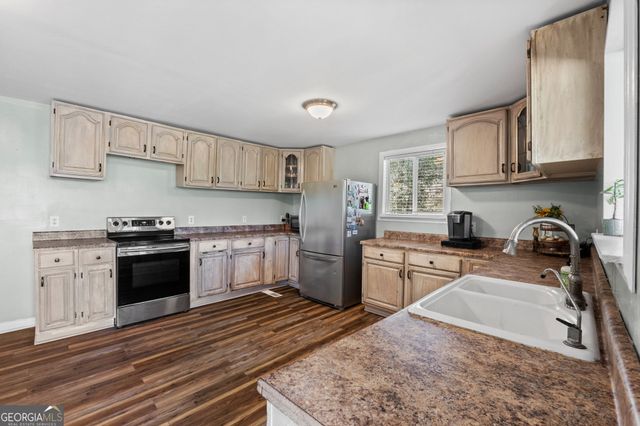 532 Henry Higgins Road, Jackson, GA 30233