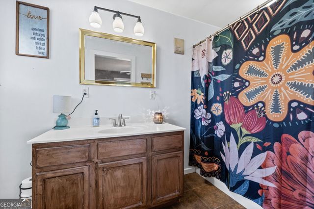 532 Henry Higgins Road, Jackson, GA 30233