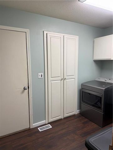 416 Heather Street, Burlington, KS 66839