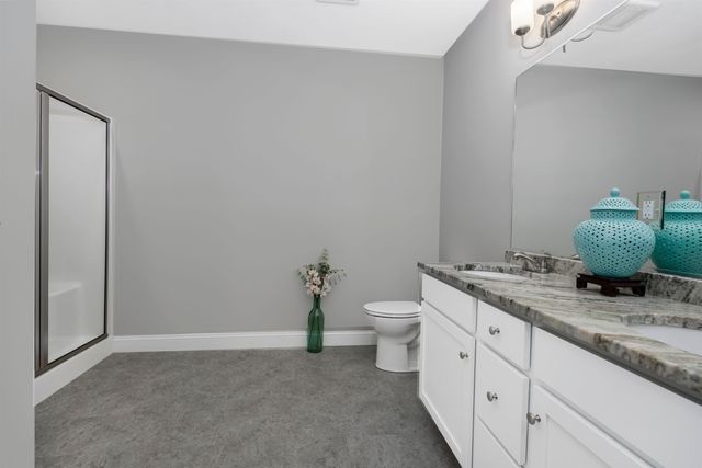 2 Henry David Dr Unit 207, Nashua, NH 03062