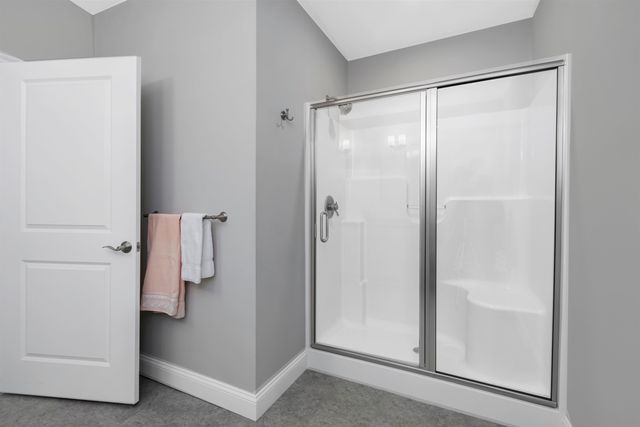 2 Henry David Dr Unit 207, Nashua, NH 03062