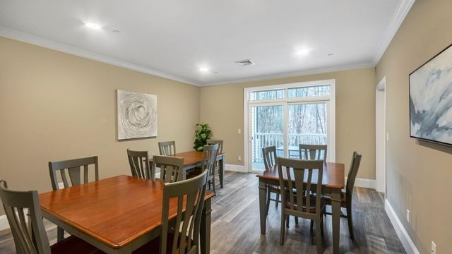 2 Henry David Dr Unit 207, Nashua, NH 03062